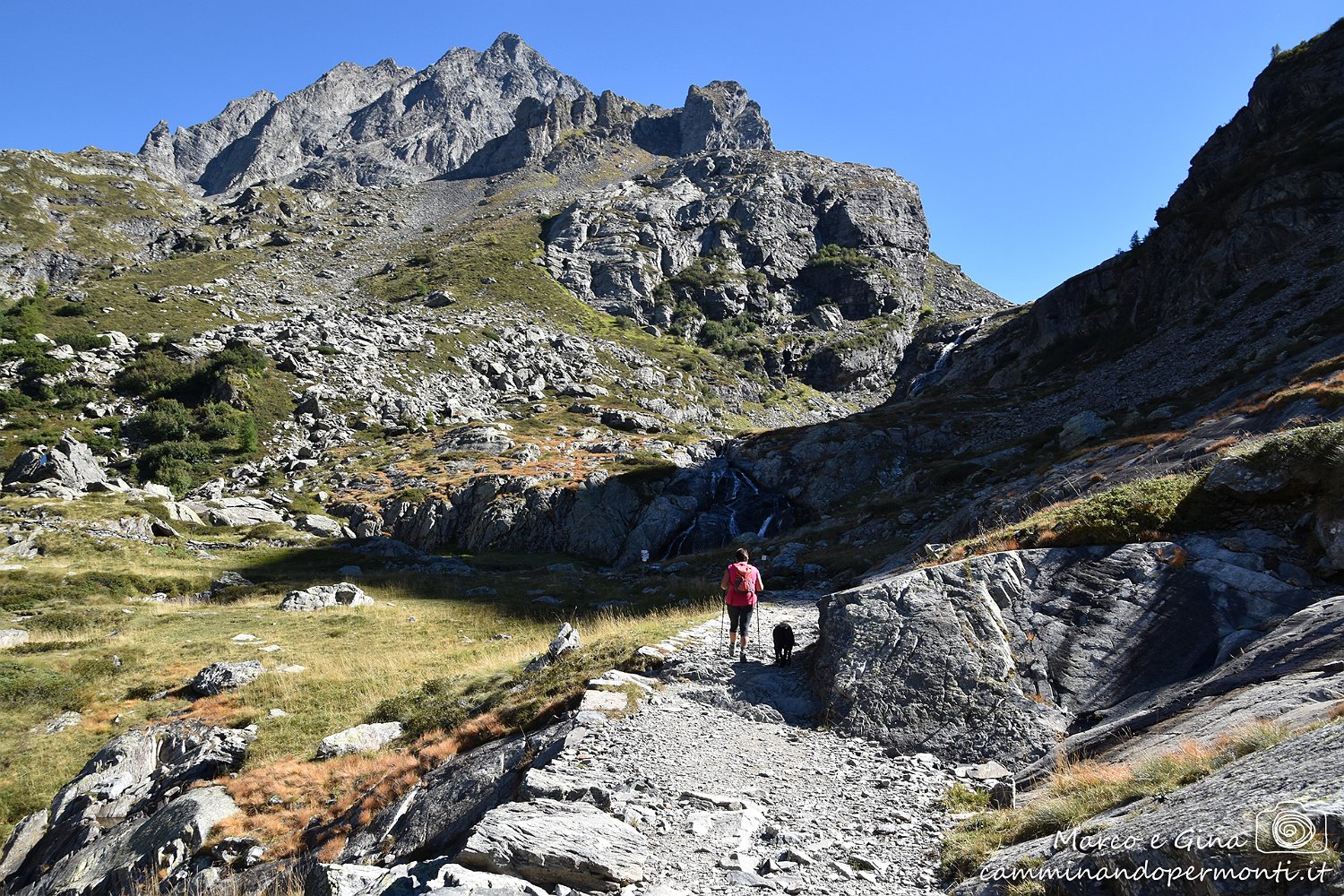 054 Valbondione - Rifugio Curò - Rifugio Barbellino.JPG